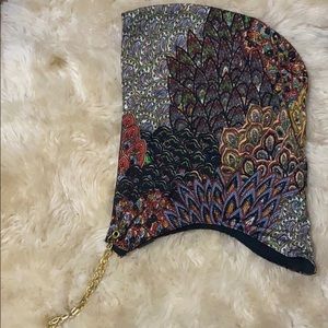 Reversible festival hood